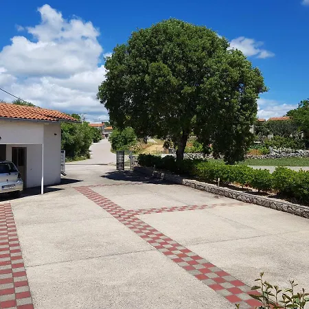 Lino Apartment Skrbčići